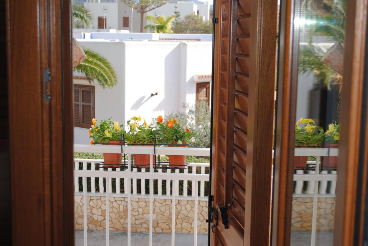 Villa Smeralda ซานวิโต โลคาโป ภายนอก รูปภาพ